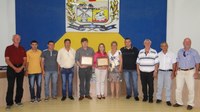 Câmara Homenageia Rotary Club de Carambeí com Moção de Aplauso.